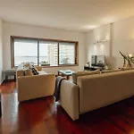 公寓 Ocean View By Vacationy *